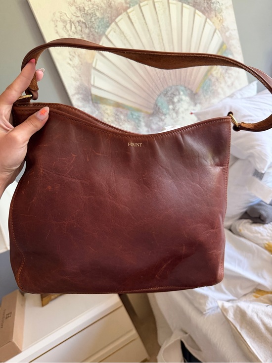 Fount Handbags - FOUNT Brown Leather Shoulder Bag — Smooth Classic Carryall